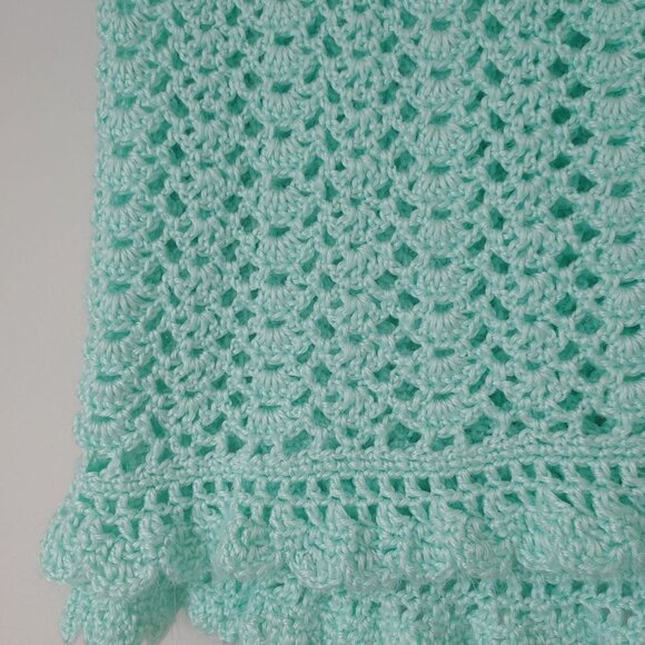 Beautiful Handmade Crochet BABY BLANKET Afghan soft Mint Green with Scalloped - Picture 3 of 5